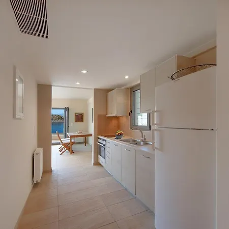 1st Floor / Crystal View سوفيكون